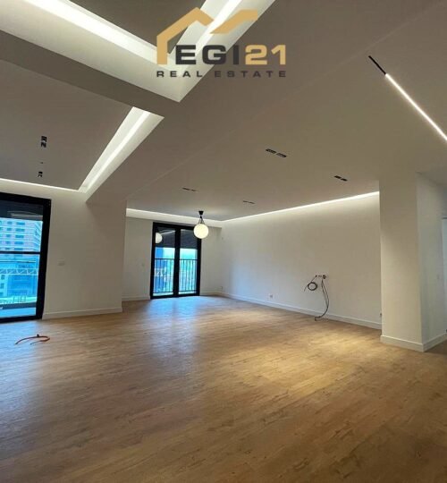 Banesë me QIRA, 153.7m² Lakrishtë