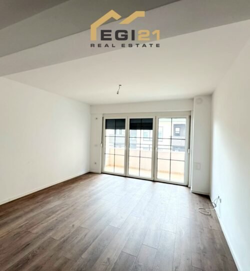 Banesë 71 m² në SHITJE , Tophane