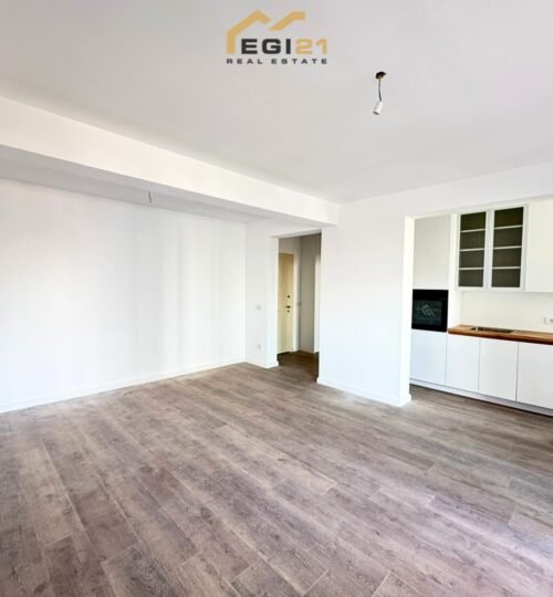 Banesë 68.46m² për SHITJE, Tophane