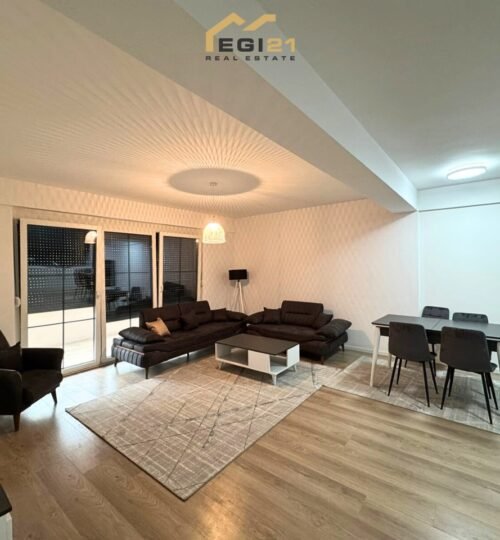 Banesë 96.5 m² për SHITJE, Tophane