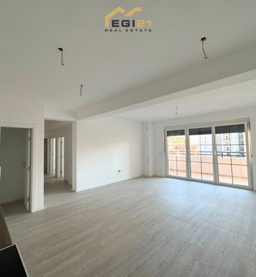 Banesë 95.83m² për SHITJE, Tophane