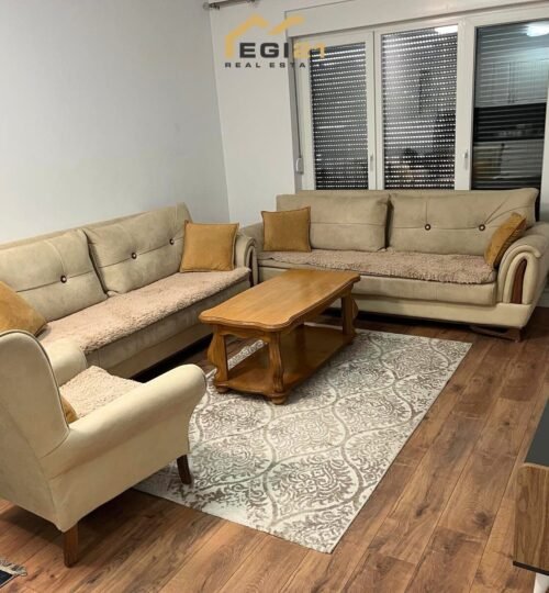 Banesë 92m² për QIRA, Tophane