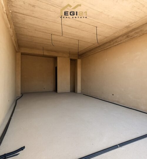 Lokal 40m² për SHITJE, Rruga C