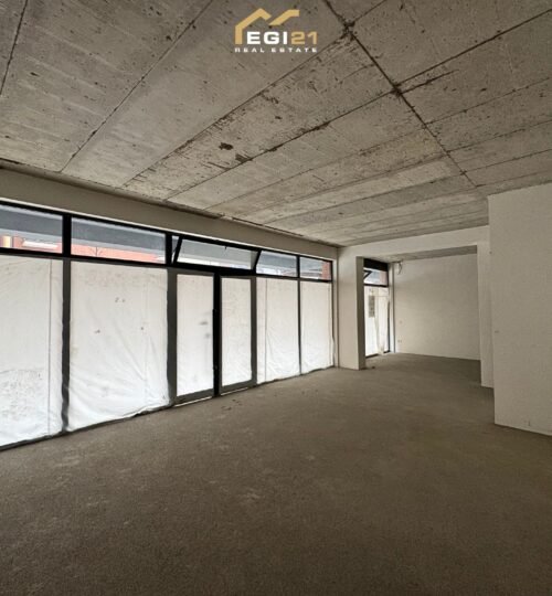 Lokal 124m² për QIRA, Kalabri