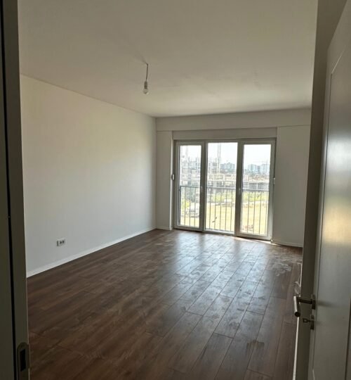 Banesë/Zyrë 64 m² për QIRA,
