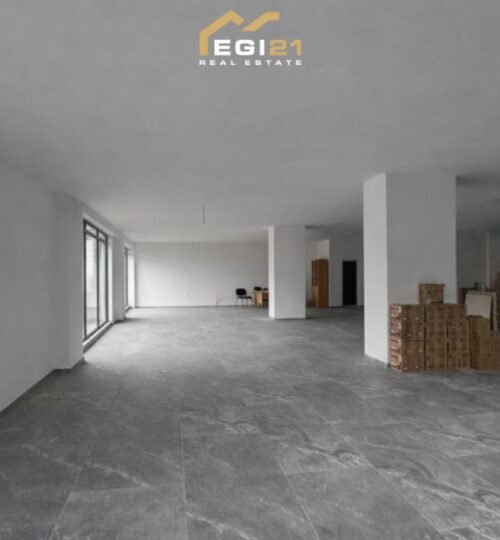 Lokal 216 m² për SHITJE, Rruga A
